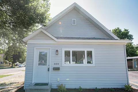 604 Wilson, Winona, MN 55987