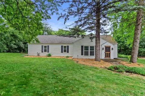 5920 S Racine, New Berlin, WI 53146