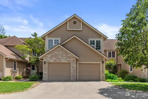 2975 River Birch #D, Brookfield, WI 53045