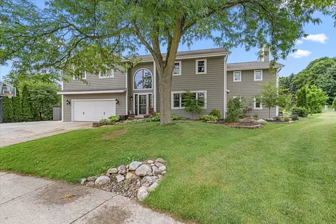 1021 Aspen, West Bend, WI 53095