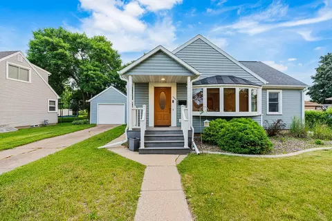 1906 22nd, La Crosse, WI 54601