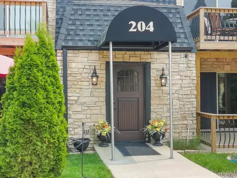 204 Elmhurst #13, Williams Bay, WI 53191