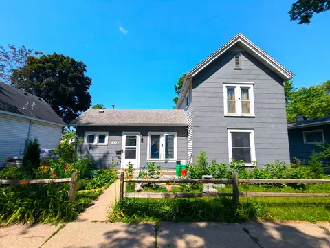 225 Caledonia, La Crosse, WI 54603