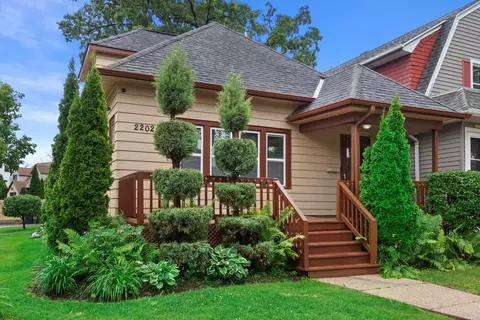 2202 S 67th, West Allis, WI 53219