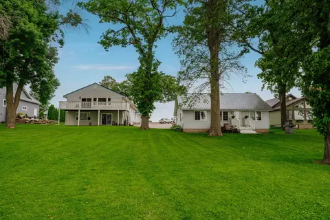 w10605 Blackhawk Trail #W10607, Fox Lake, WI 53933