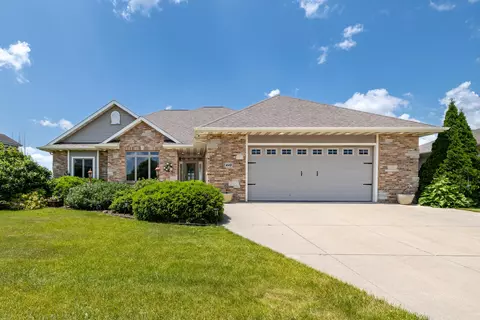 449 Tahoe, Hartford, WI 53027
