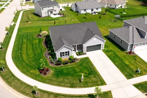 1143 Juniper, Oconomowoc, WI 53066