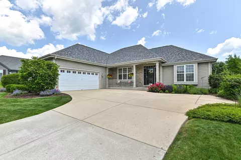 10356 S Rosemont, Oak Creek, WI 53154