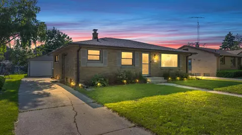 2732 S 15th, Sheboygan, WI 53081