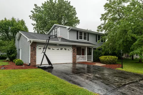 1615 Palamino, Racine, WI 53402