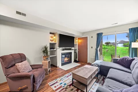 847 W Puetz, Oak Creek, WI 53154
