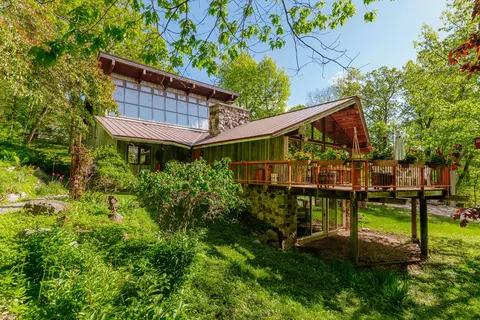 w296n2978 Franciscan, Delafield, WI 53072