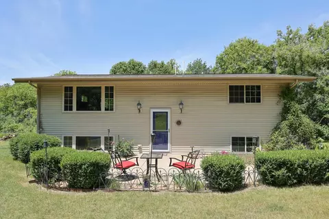 s89w37490 County Rd N, Eagle, WI 53119