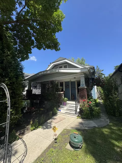 934 S 31st, Milwaukee, WI 53215