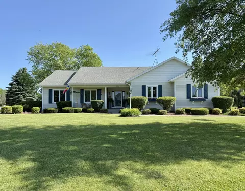 7975 Summit, Delavan, WI 53115