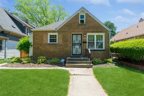 6421 W Girard, Milwaukee, WI 53210