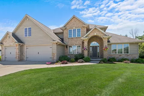 4449 Touchstone, Hobart, WI 54155