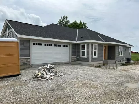 524 Hunter Oaks #0702, Watertown, WI 53094