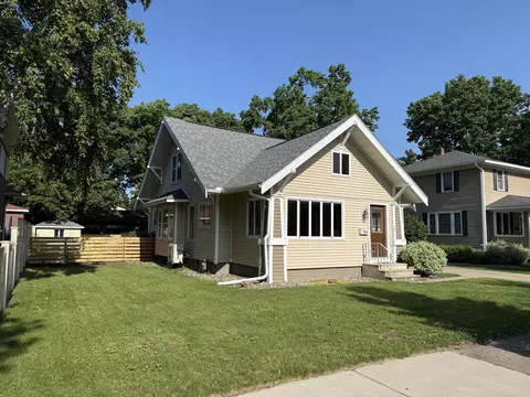 140 20th, La Crosse, WI 54601