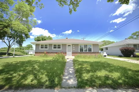 8750 W Hustis, Milwaukee, WI 53224