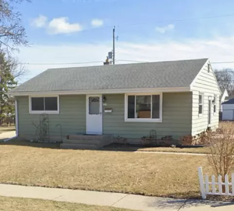 4428 S Kentucky, Milwaukee, WI 53221