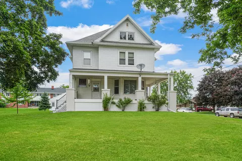 1010 Main, Lomira, WI 53048