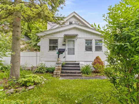 5751 N 38th, Milwaukee, WI 53209