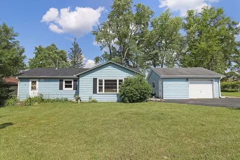 6123 245th, Paddock Lake, WI 53168
