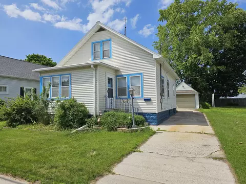 2216 12th, Two Rivers, WI 54241