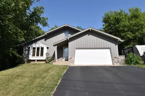 6401 237th, Paddock Lake, WI 53168