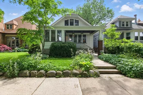 3154 S S Pne, Milwaukee, WI 53207