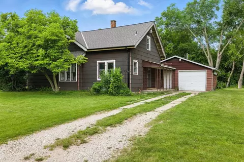 9605 S Burrell, Oak Creek, WI 53154