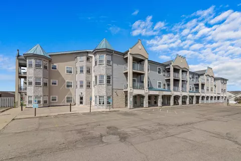 2320 Jackson #217, Stoughton, WI 53589