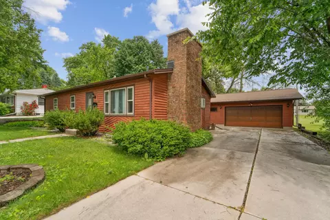 2016 Jackson, New Holstein, WI 53061