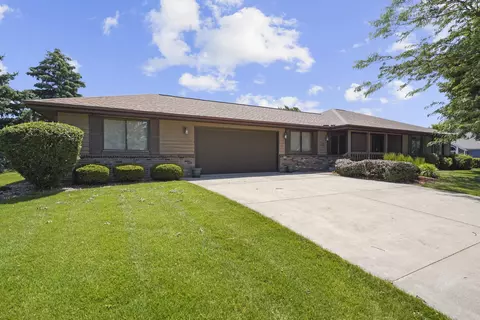 1905 Centennial, Mount Pleasant, WI 53406