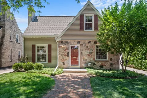 5243 N Kent, Whitefish Bay, WI 53217