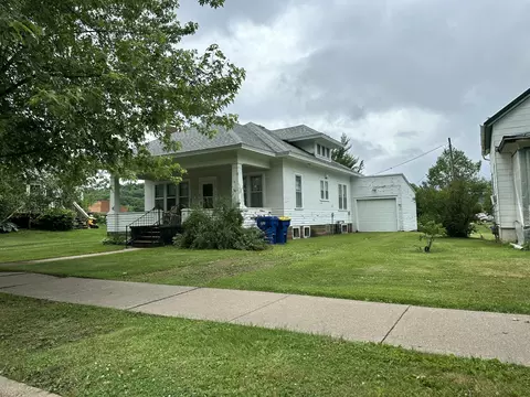 211 N Main, Viola, WI 54664