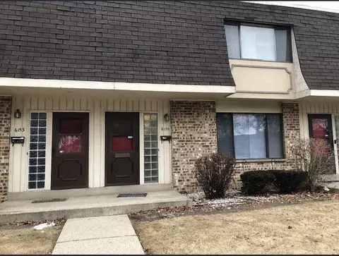 6149 W Calumet, Milwaukee, WI 53223