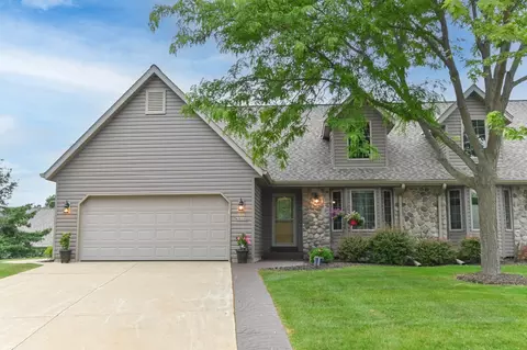 w203n16149 Pin Oak, Jackson, WI 53037