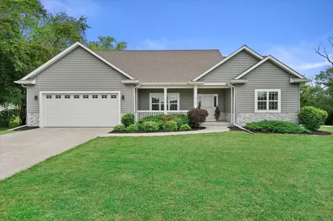 3710 W Drexel, Franklin, WI 53132