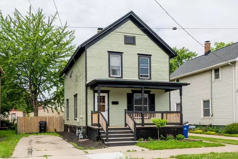 1722 Charles, Racine, WI 53404