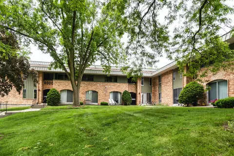 4000 W Rivers Edge #22, Brown Deer, WI 53209