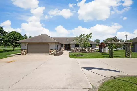 7930 County Highway F, Newton, WI 53063