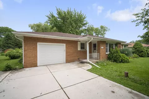 7450 S Quincy, Oak Creek, WI 53154