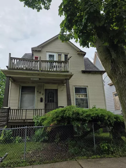 503 W Chambers, Milwaukee, WI 53212