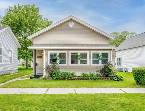 1308 Redfield, La Crosse, WI 54601