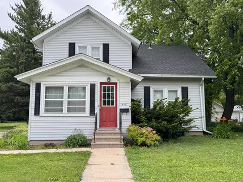 410 W W Ct, Elkhorn, WI 53121