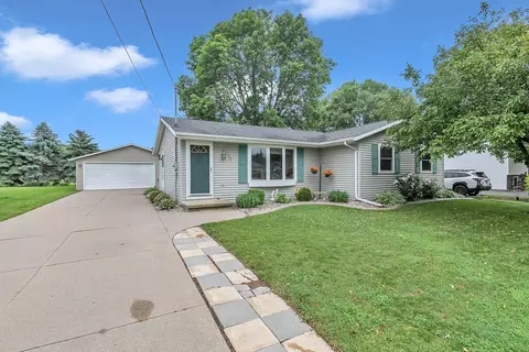 945 Marquette, Menasha, WI 54952