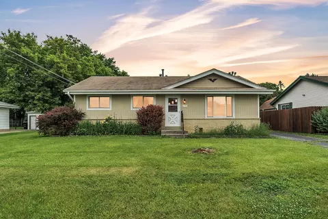 6751 Brian, Racine, WI 53402