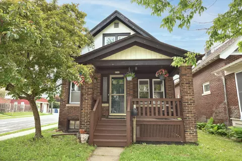 2742 S Howell, Milwaukee, WI 53207